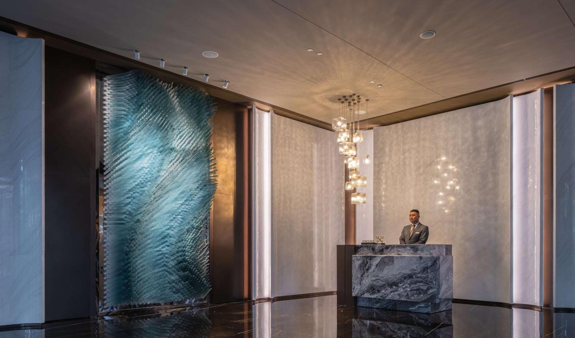Отель Hilton Shenzhen World Exhibition & Convention Center - Only 5 Minutes' Walk To Wecc Экстерьер фото