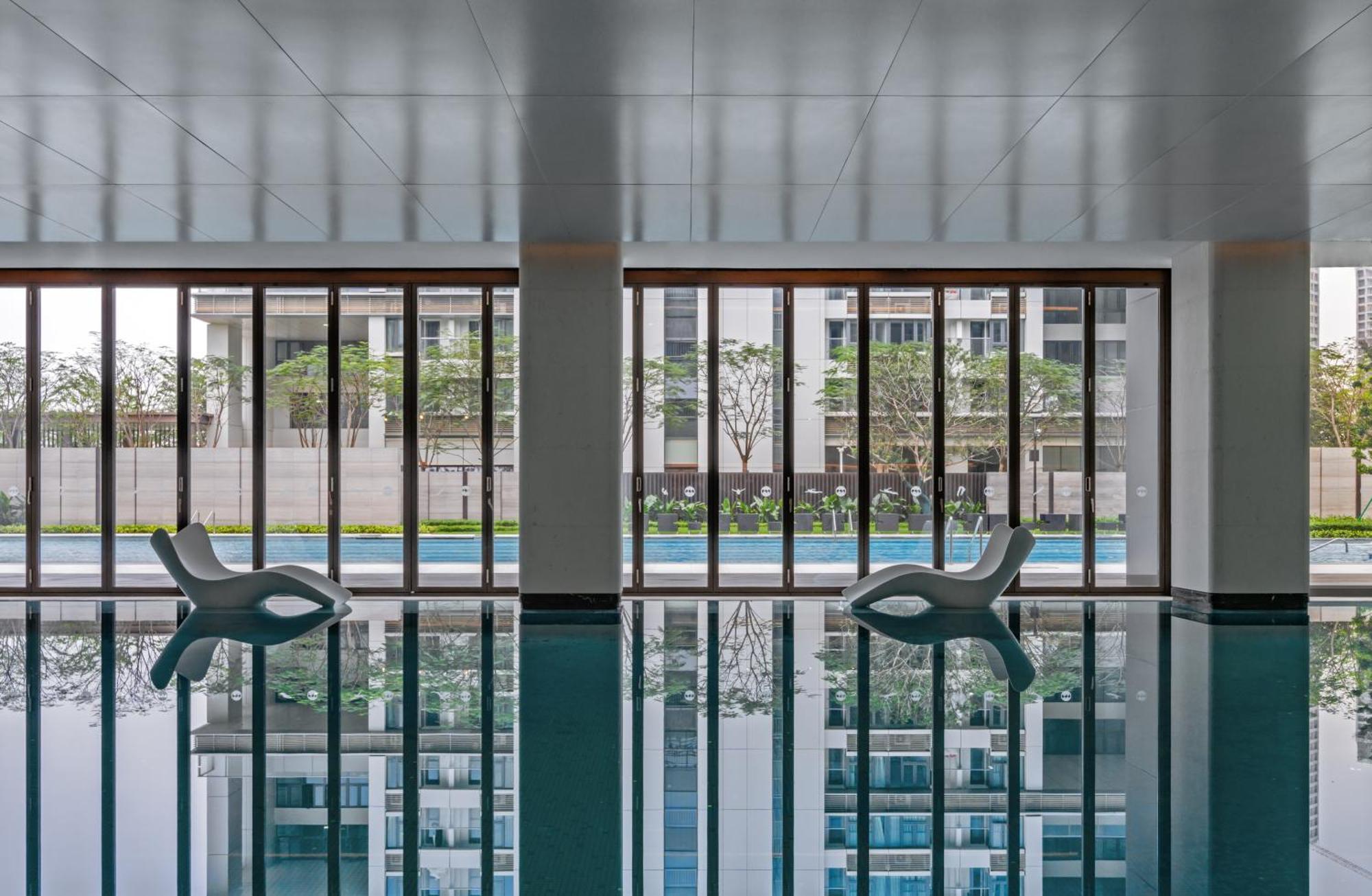 Отель Hilton Shenzhen World Exhibition & Convention Center - Only 5 Minutes' Walk To Wecc Экстерьер фото